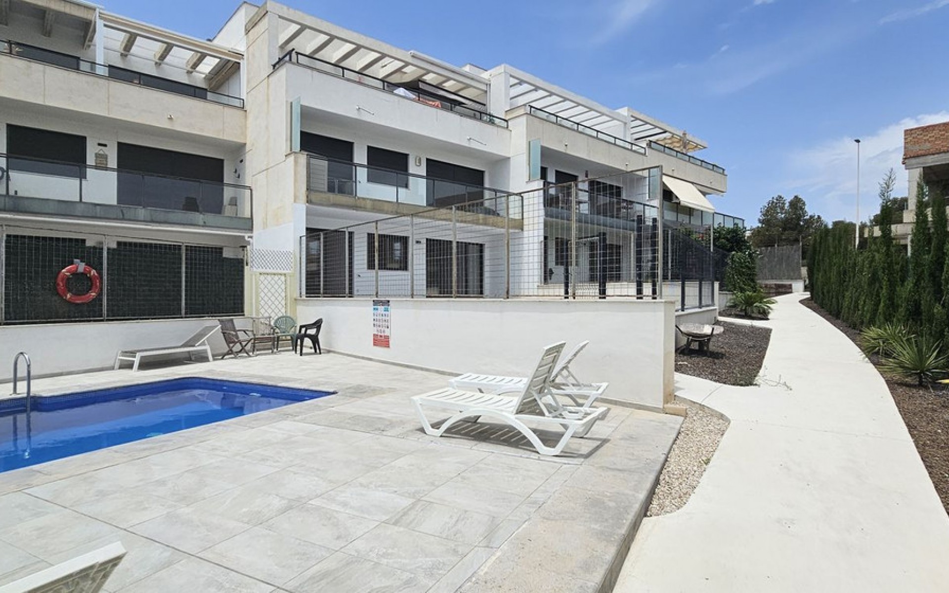 Resale - Apartment - Campoamor