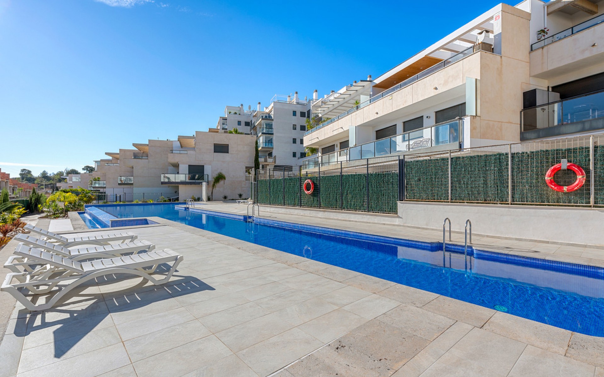Resale - Apartment - Campoamor