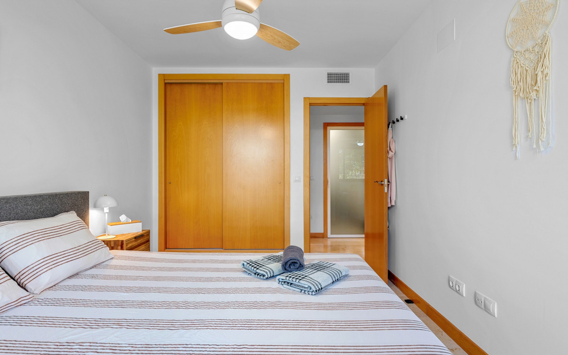 Resale - Apartment - Campoamor