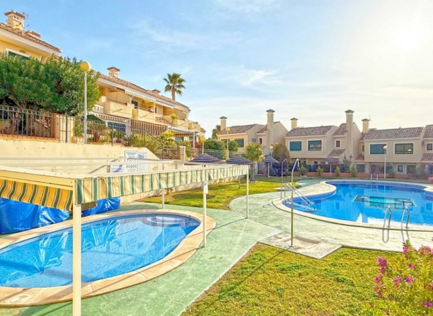 Resale - Apartment - Campoamor