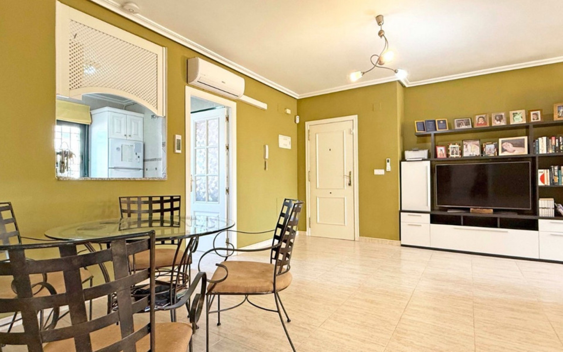 Resale - Apartment - Campoamor