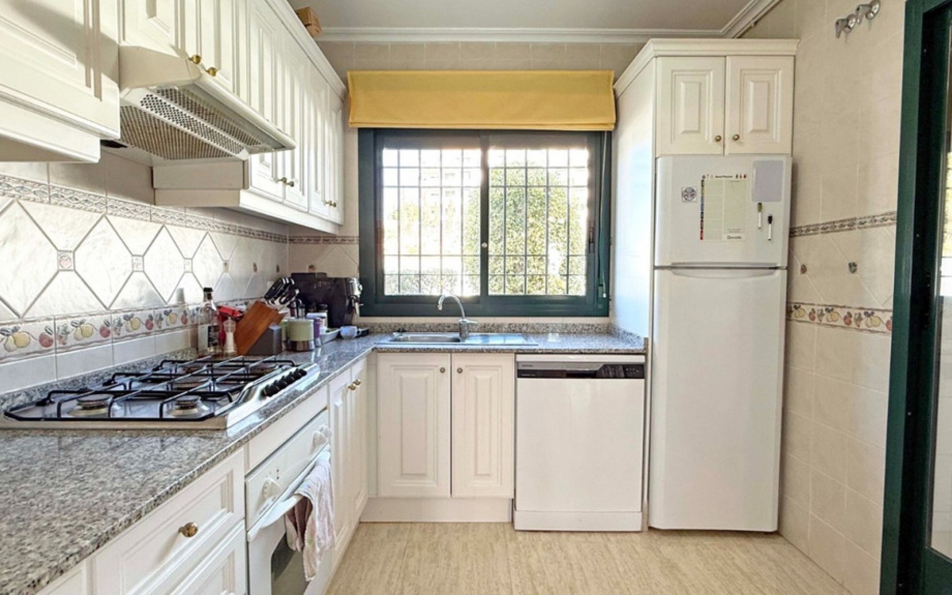 Resale - Apartment - Campoamor