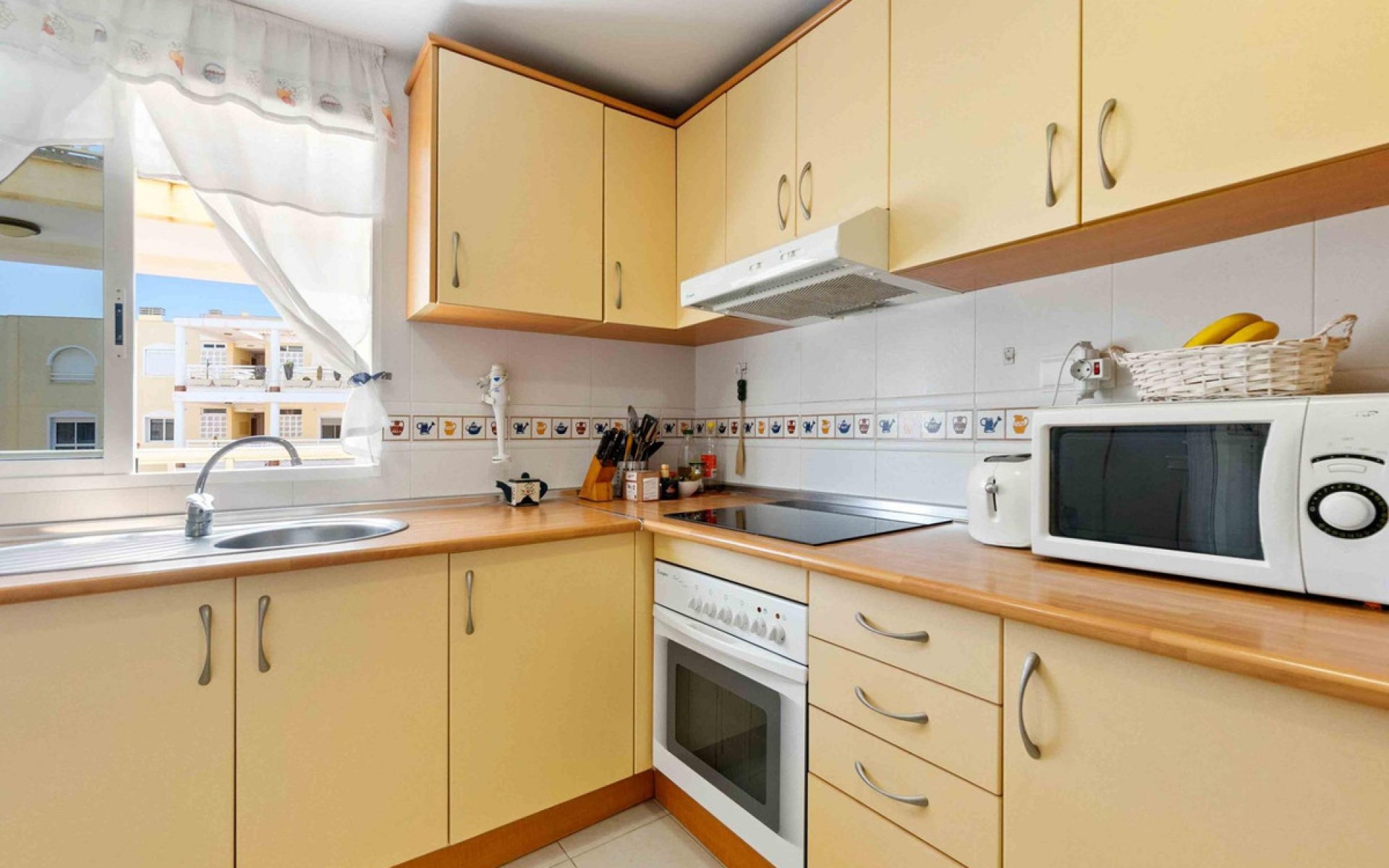 Resale - Apartment - Campoamor