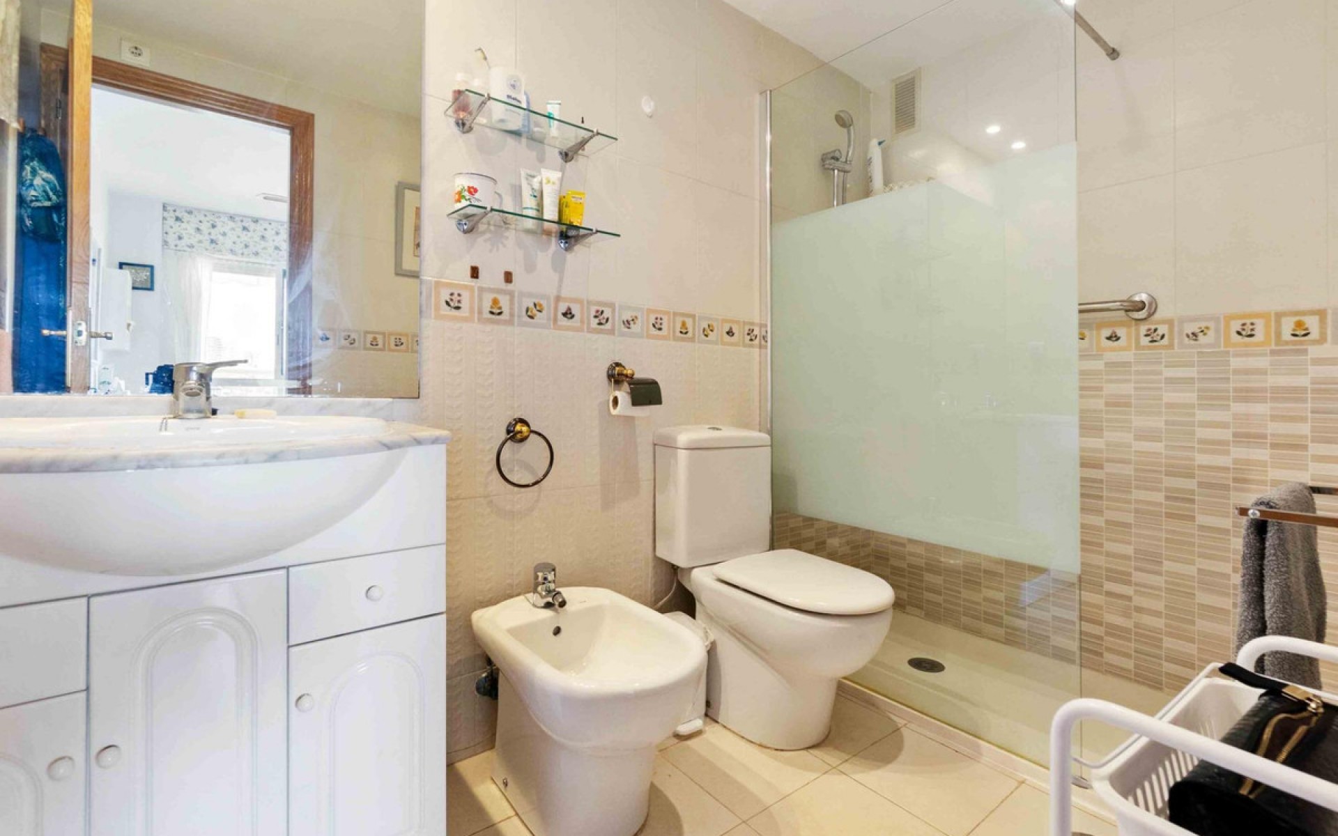 Resale - Apartment - Campoamor