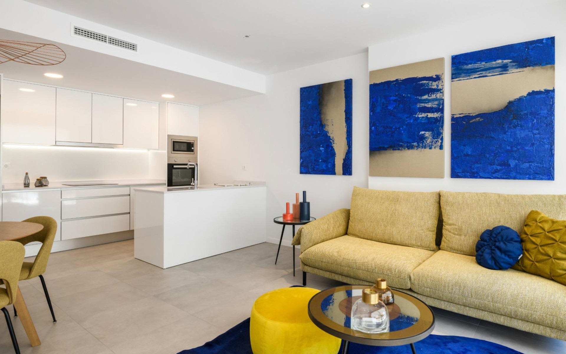 Resale - Apartment - Campoamor