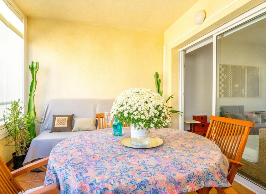 Resale - Apartment - Campoamor