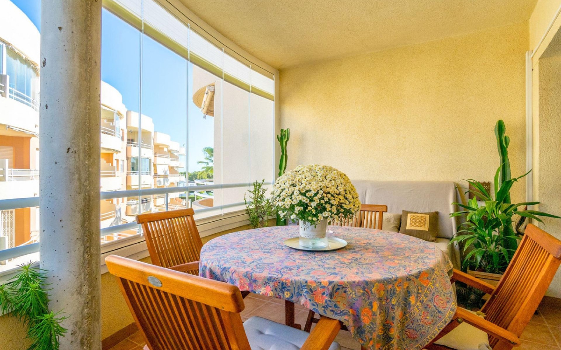 Resale - Apartment - Campoamor