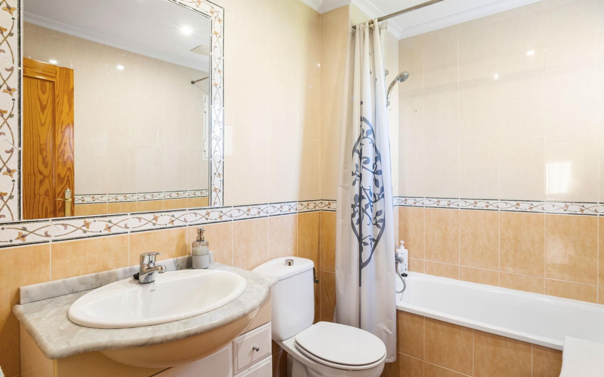 Resale - Apartment - Campoamor