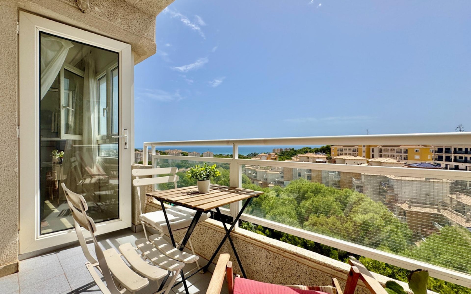 Resale - Apartment - Campoamor