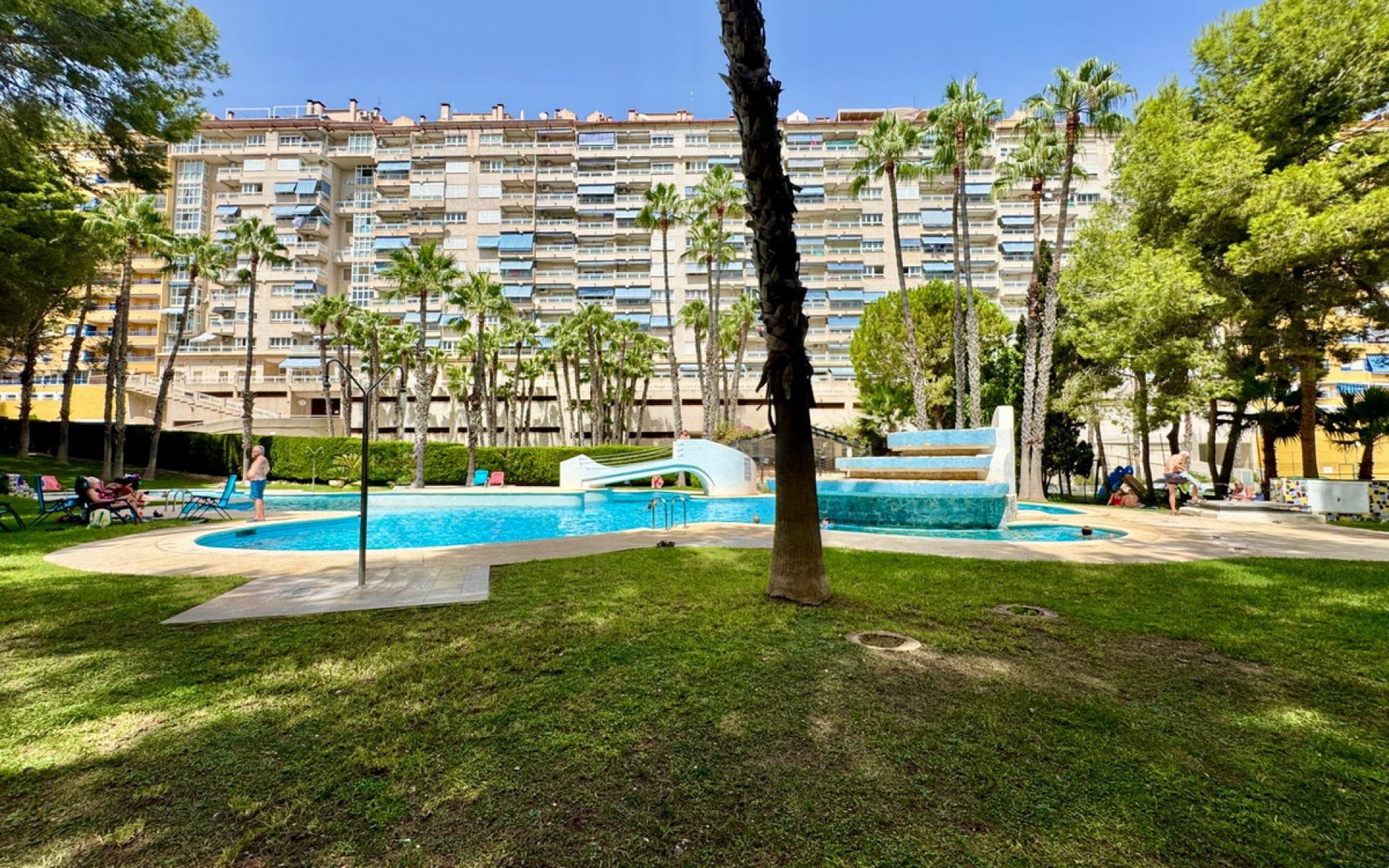 Resale - Apartment - Campoamor