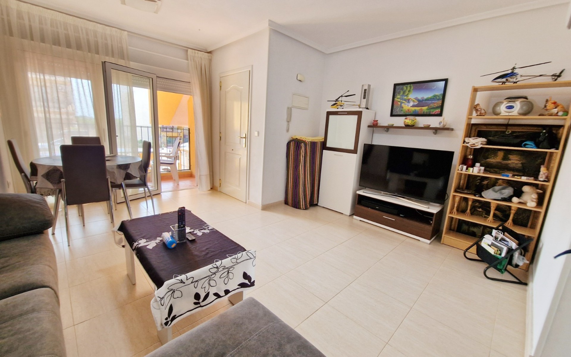 Resale - Apartment - Daya Nueva