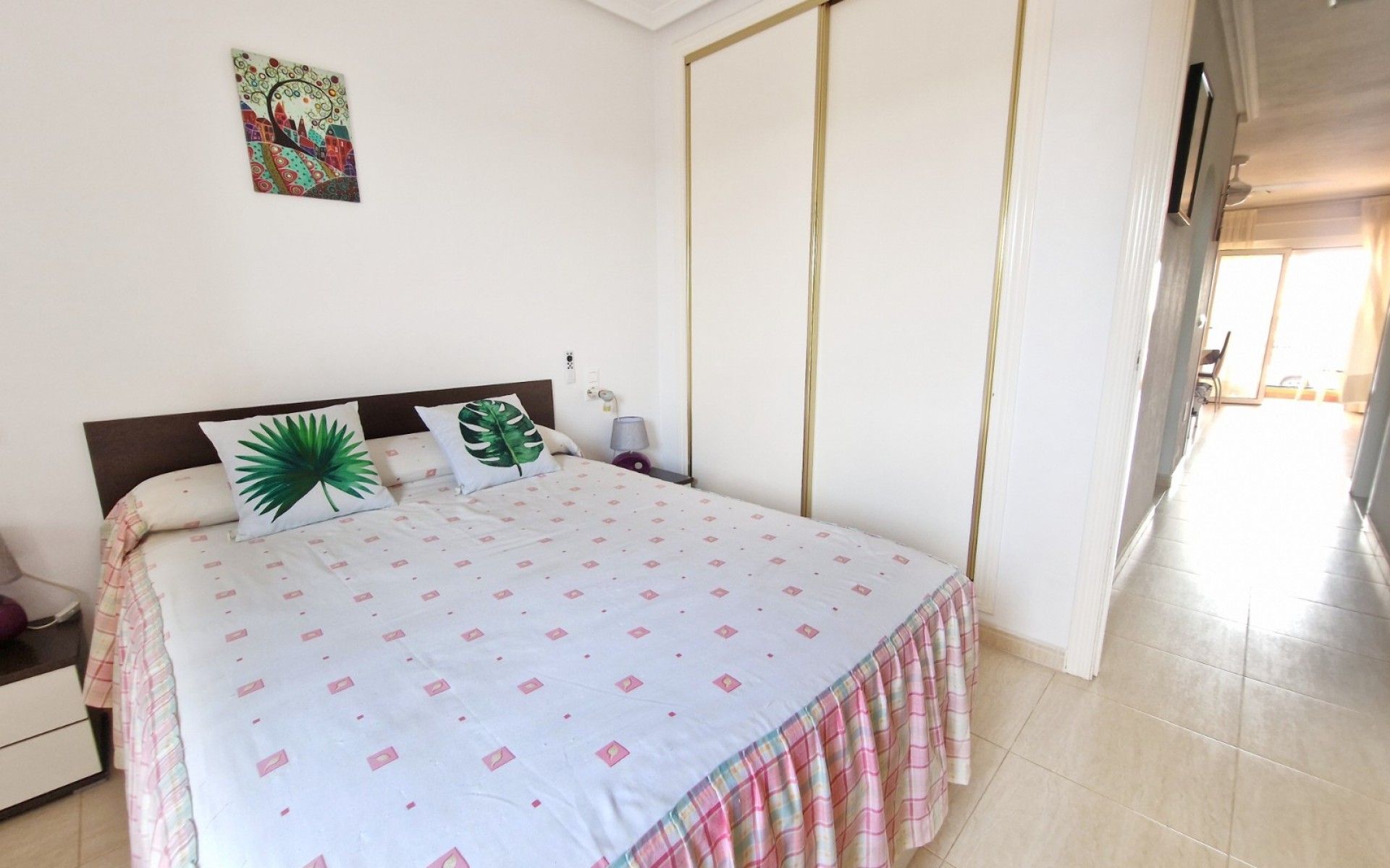 Resale - Apartment - Daya Nueva