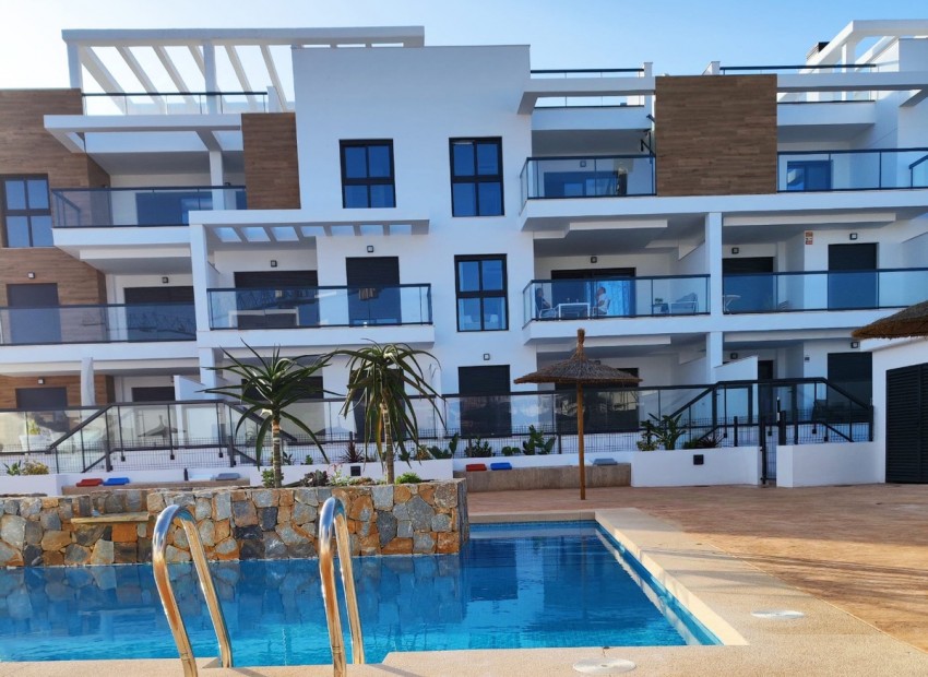 Resale - Apartment - El Mojon