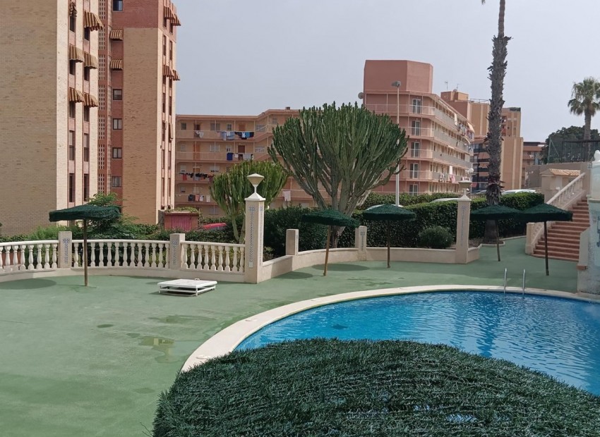 Resale - Apartment - Elche - Arenales del Sol