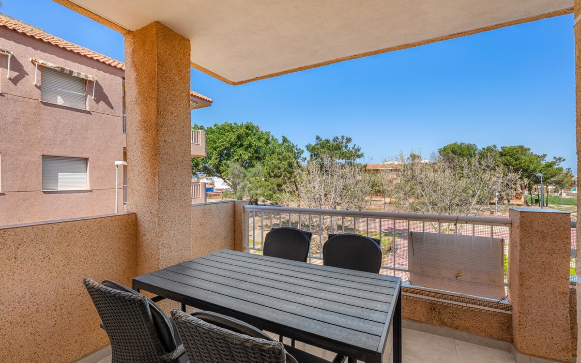 Resale - Apartment - Estrella del Mar