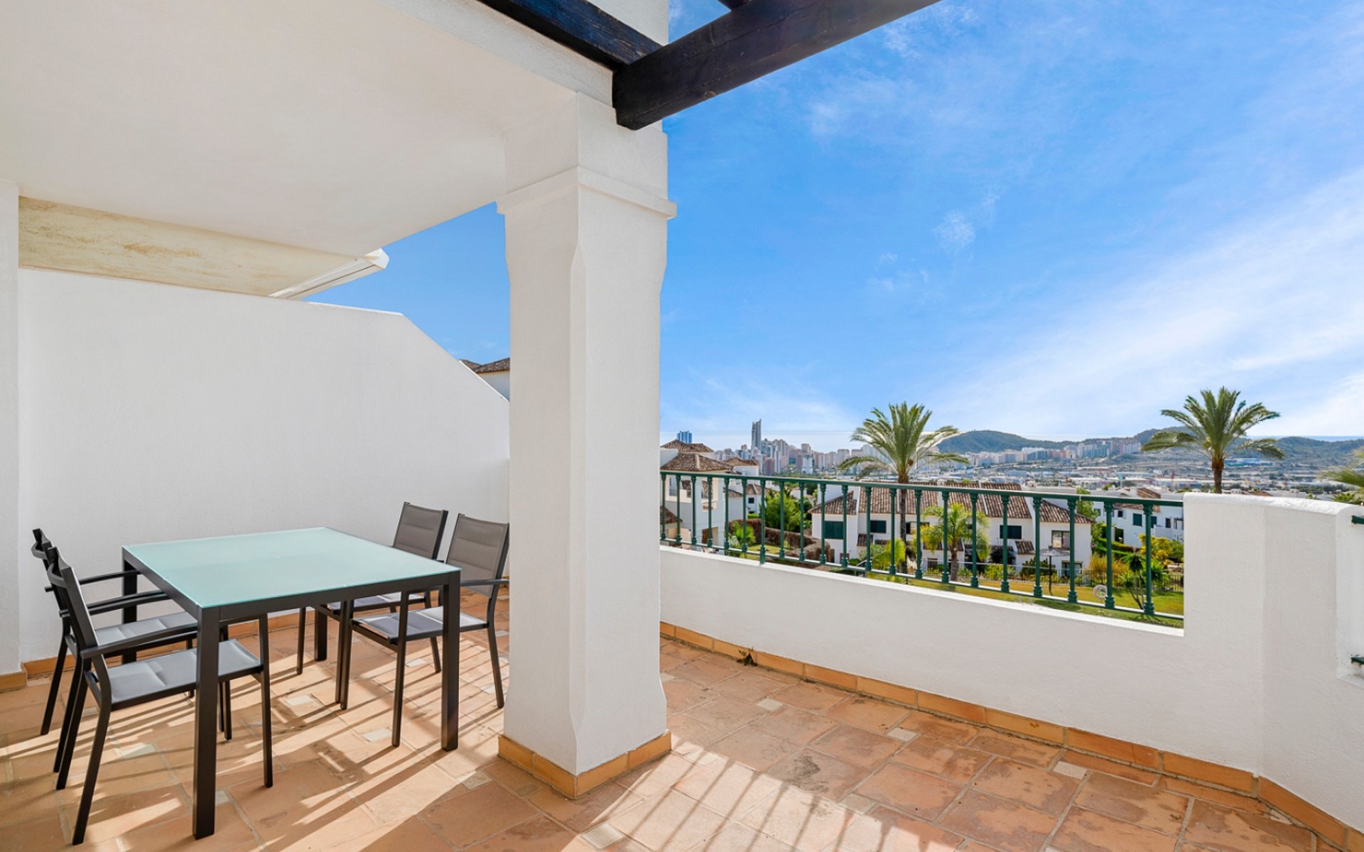 Resale - Apartment - Finestrat