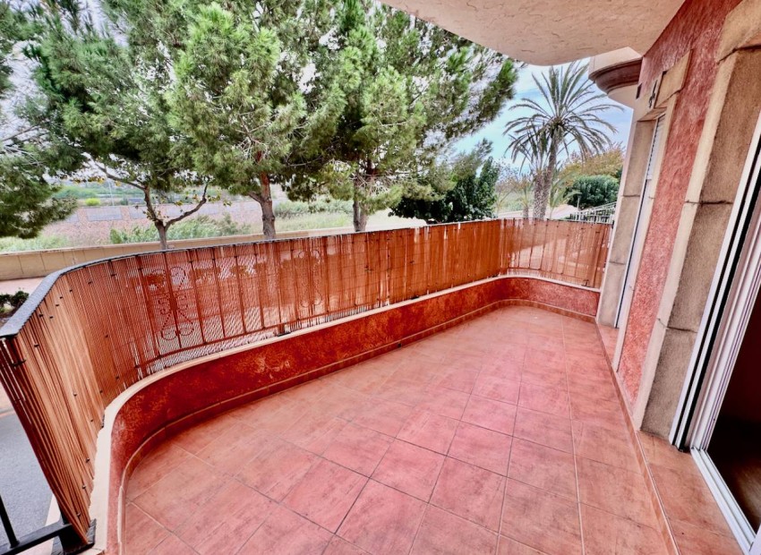 Resale - Apartment - Formentera Del Segura