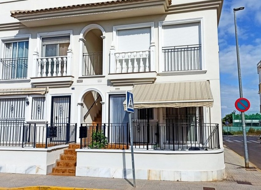 Resale - Apartment - Formentera Del Segura