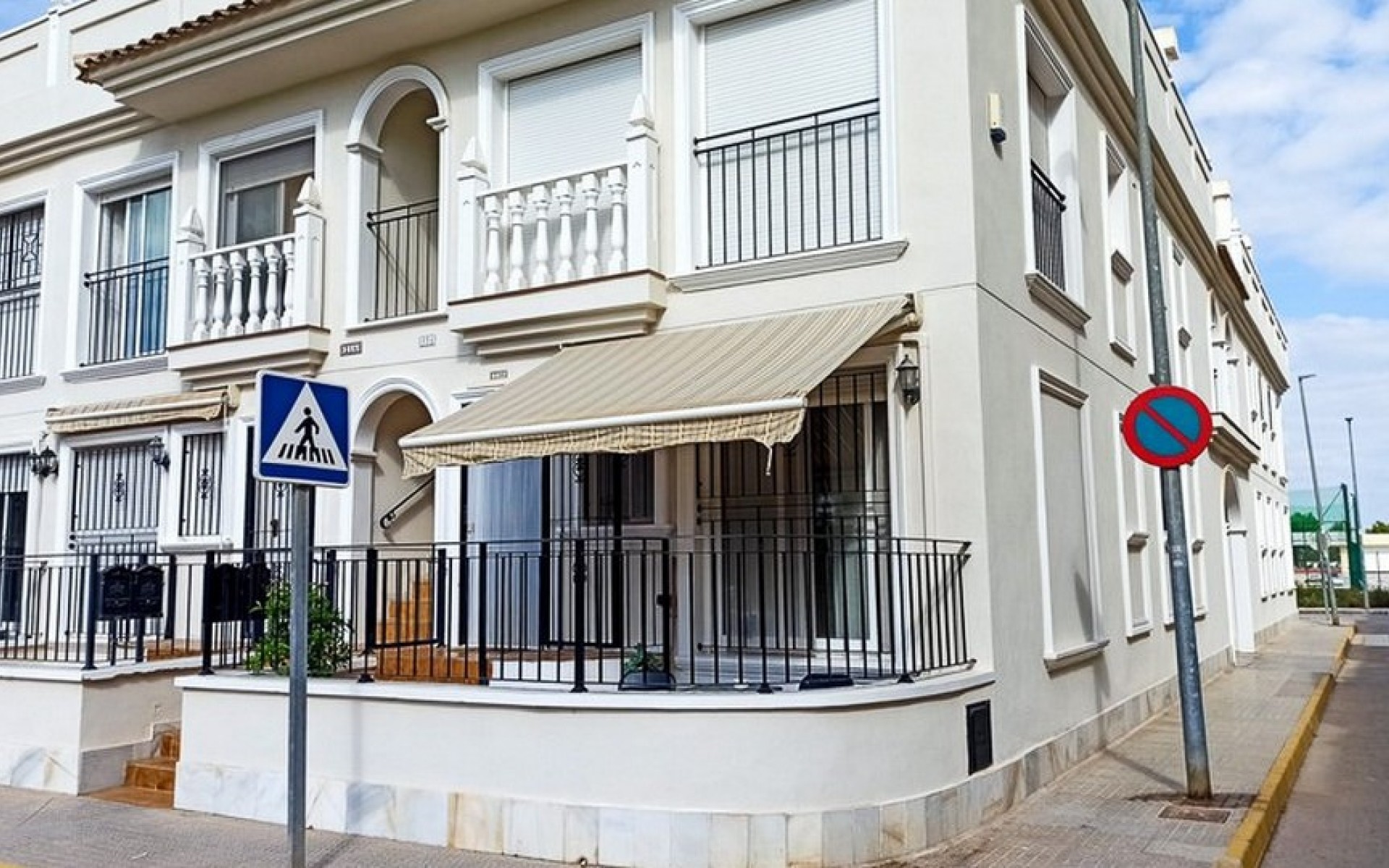 Resale - Apartment - Formentera Del Segura