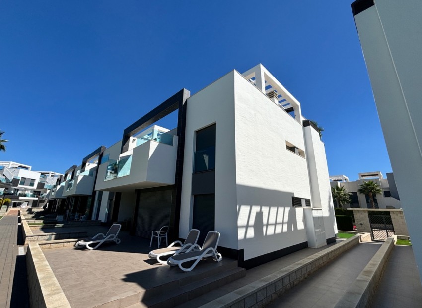 Resale - Apartment - Guardamar Del Segura - El Raso