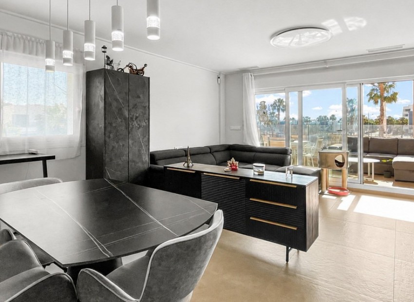 Resale - Apartment - Guardamar Del Segura - El Raso