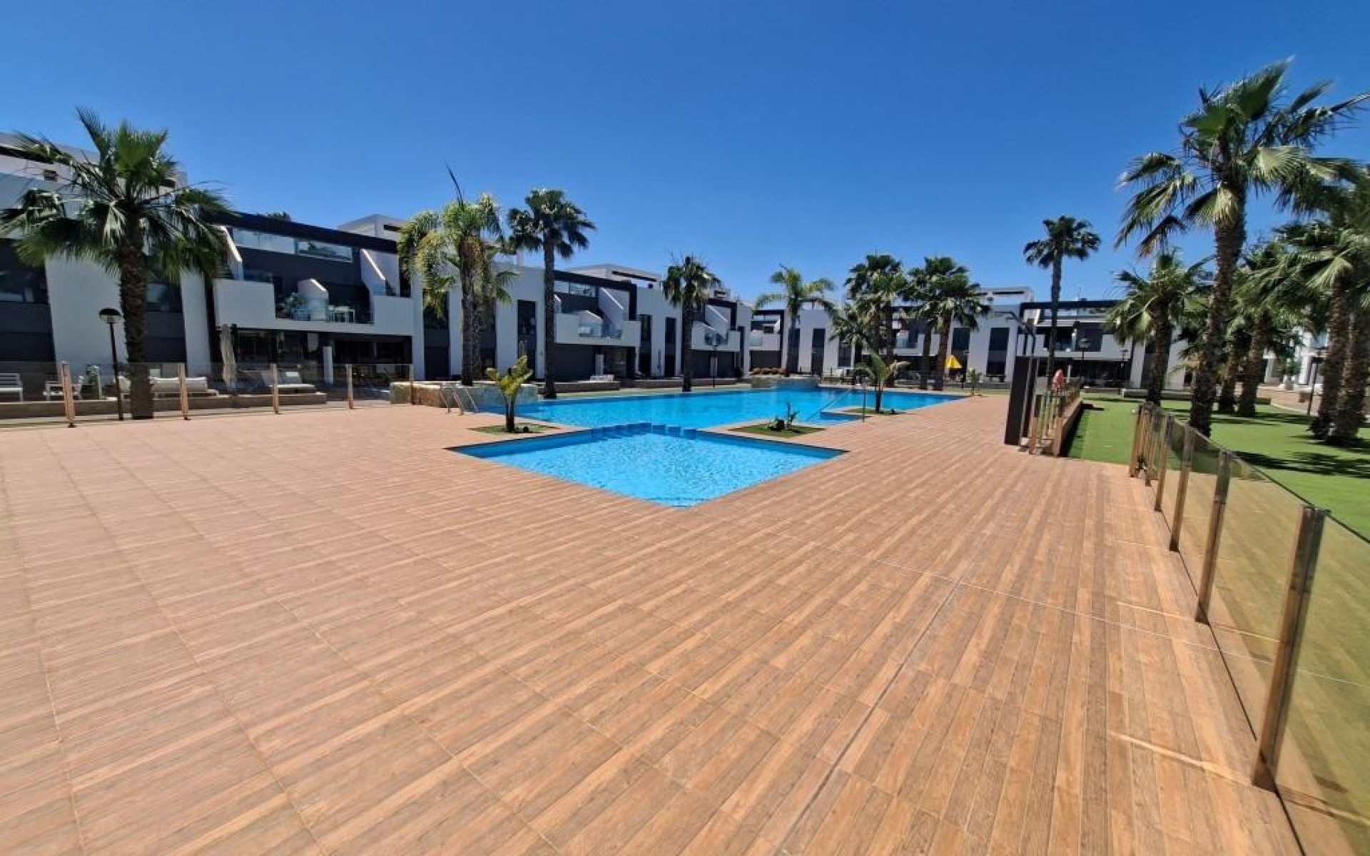 Resale - Apartment - Guardamar Del Segura - El Raso