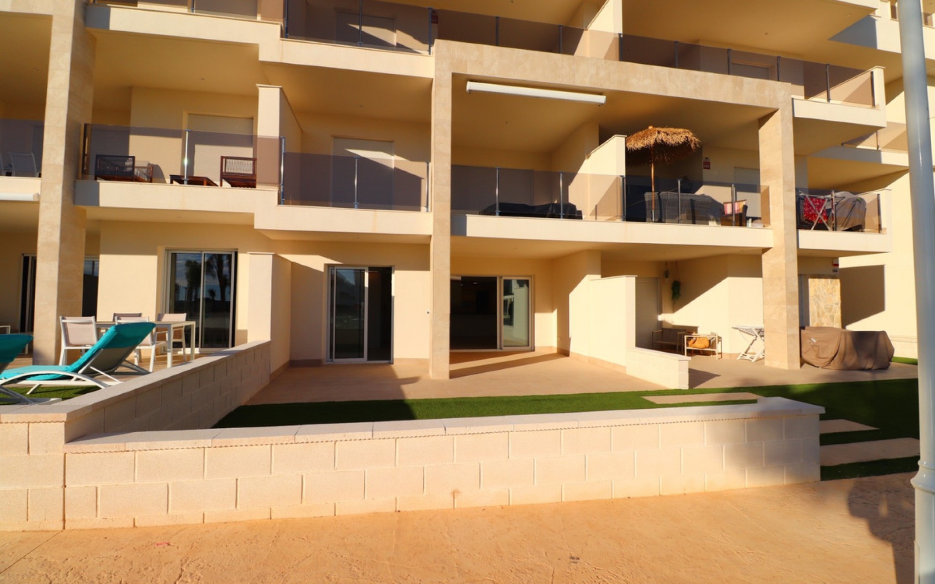 Resale - Apartment - Guardamar Del Segura - El Raso