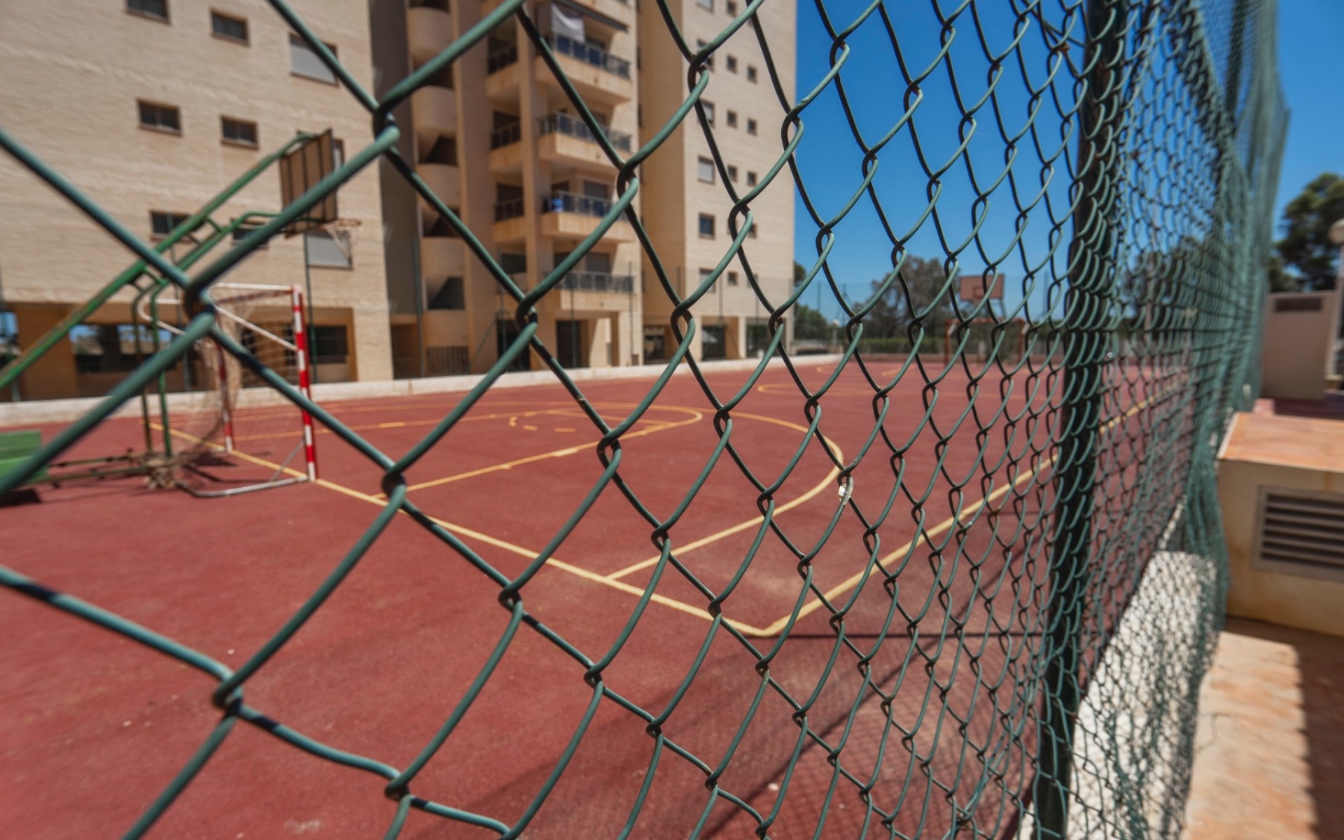 Resale - Apartment - Guardamar Del Segura - Puerto Deportivo