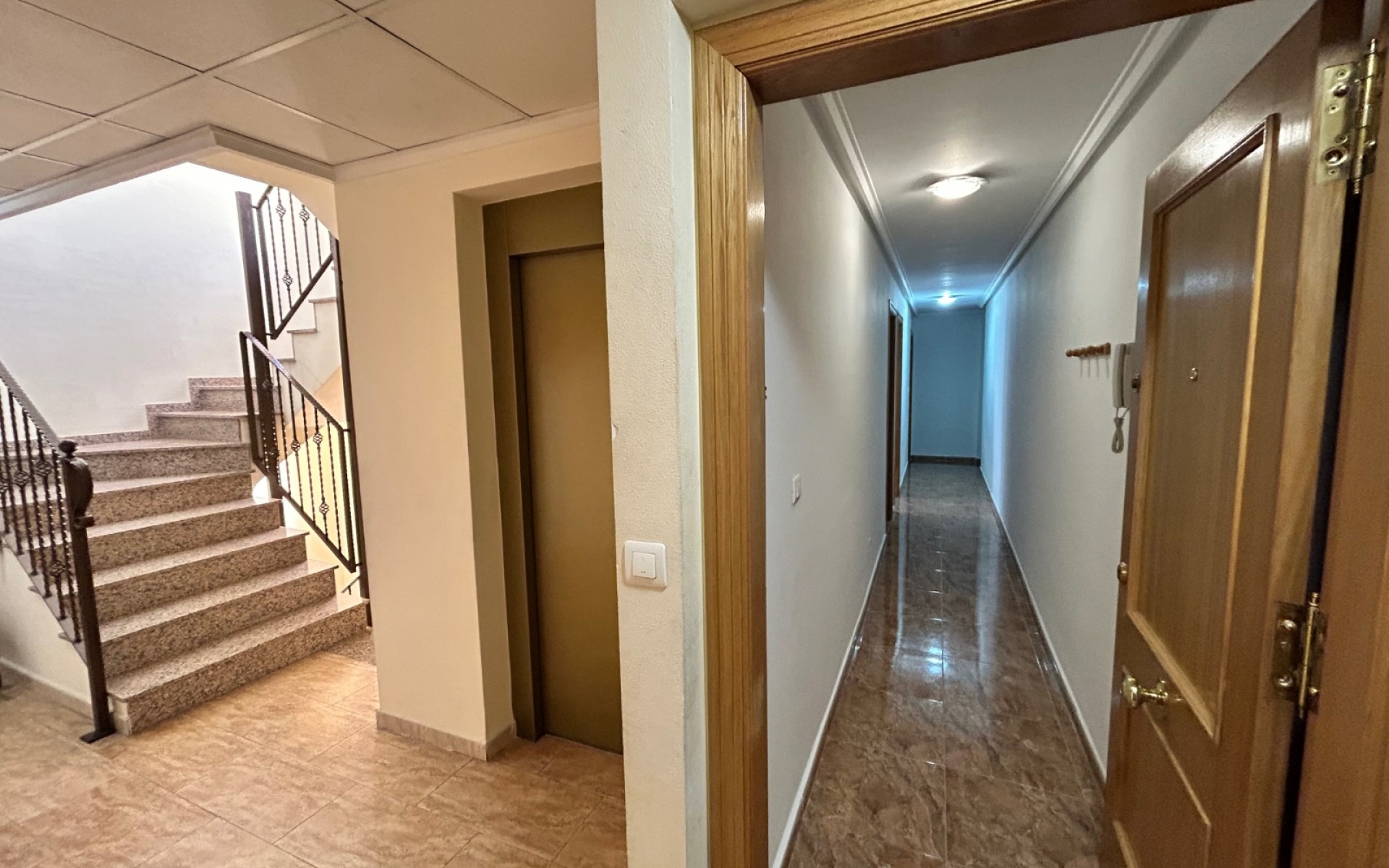 Resale - Apartment - Jacarilla - pueblo