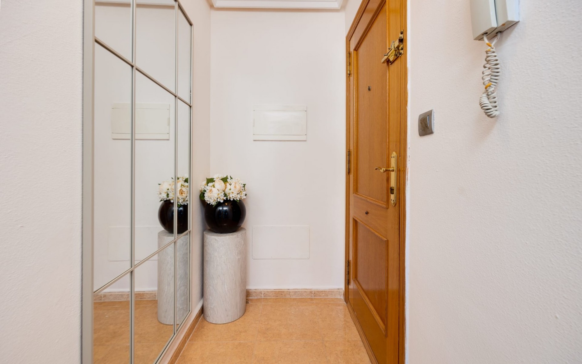 Resale - Apartment - Jacarilla