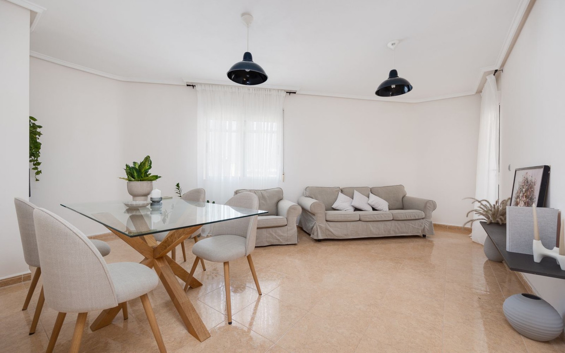 Resale - Apartment - Jacarilla