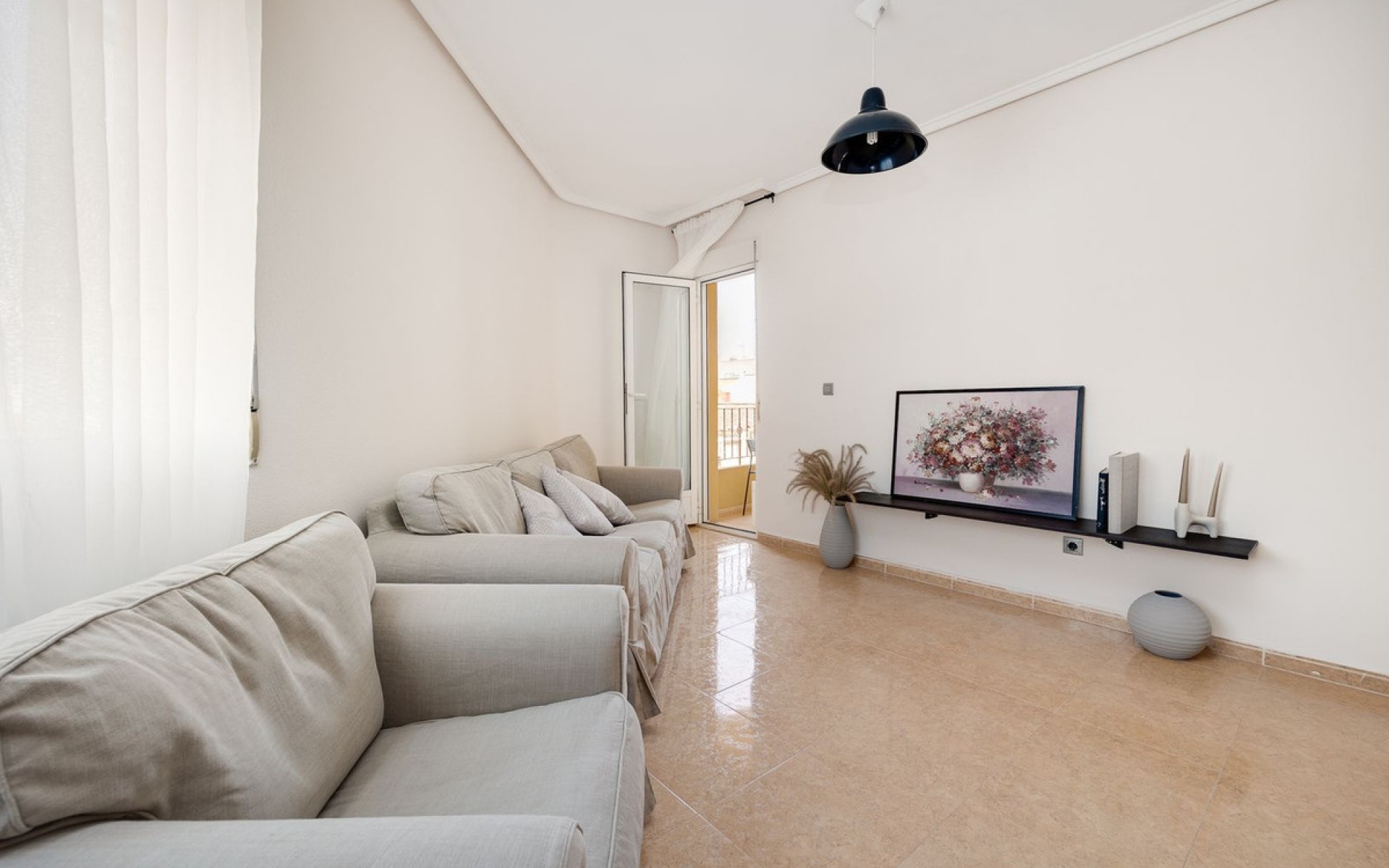 Resale - Apartment - Jacarilla