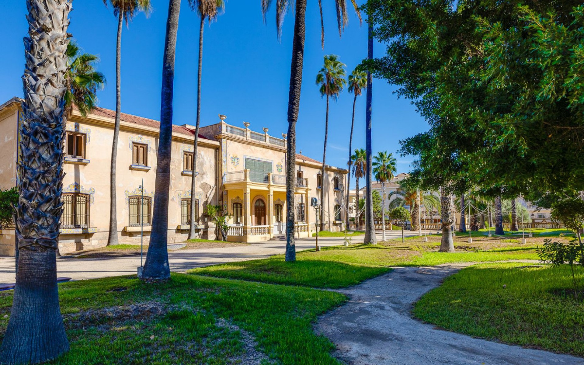 Resale - Apartment - Jacarilla