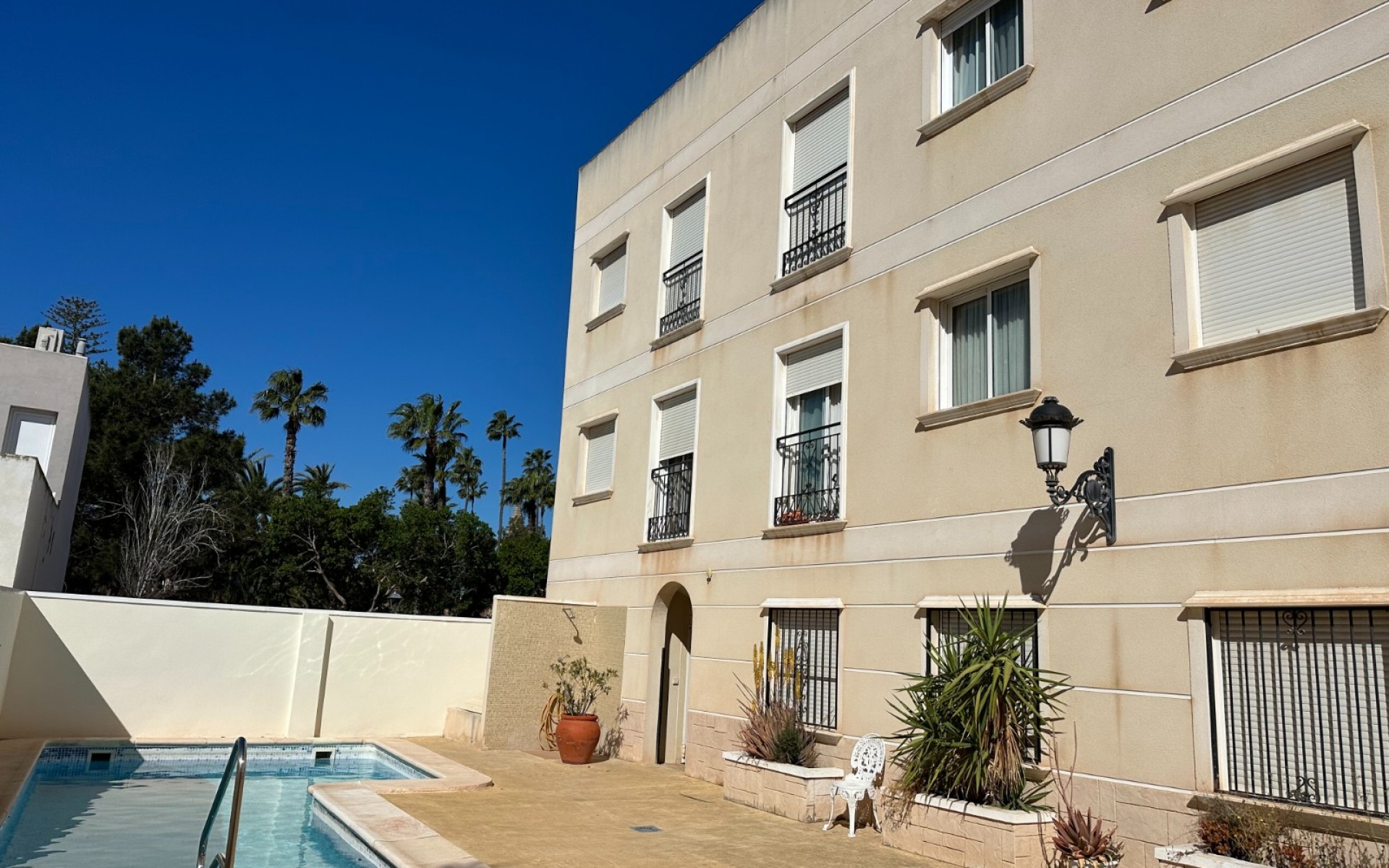 Resale - Apartment - Jacarilla