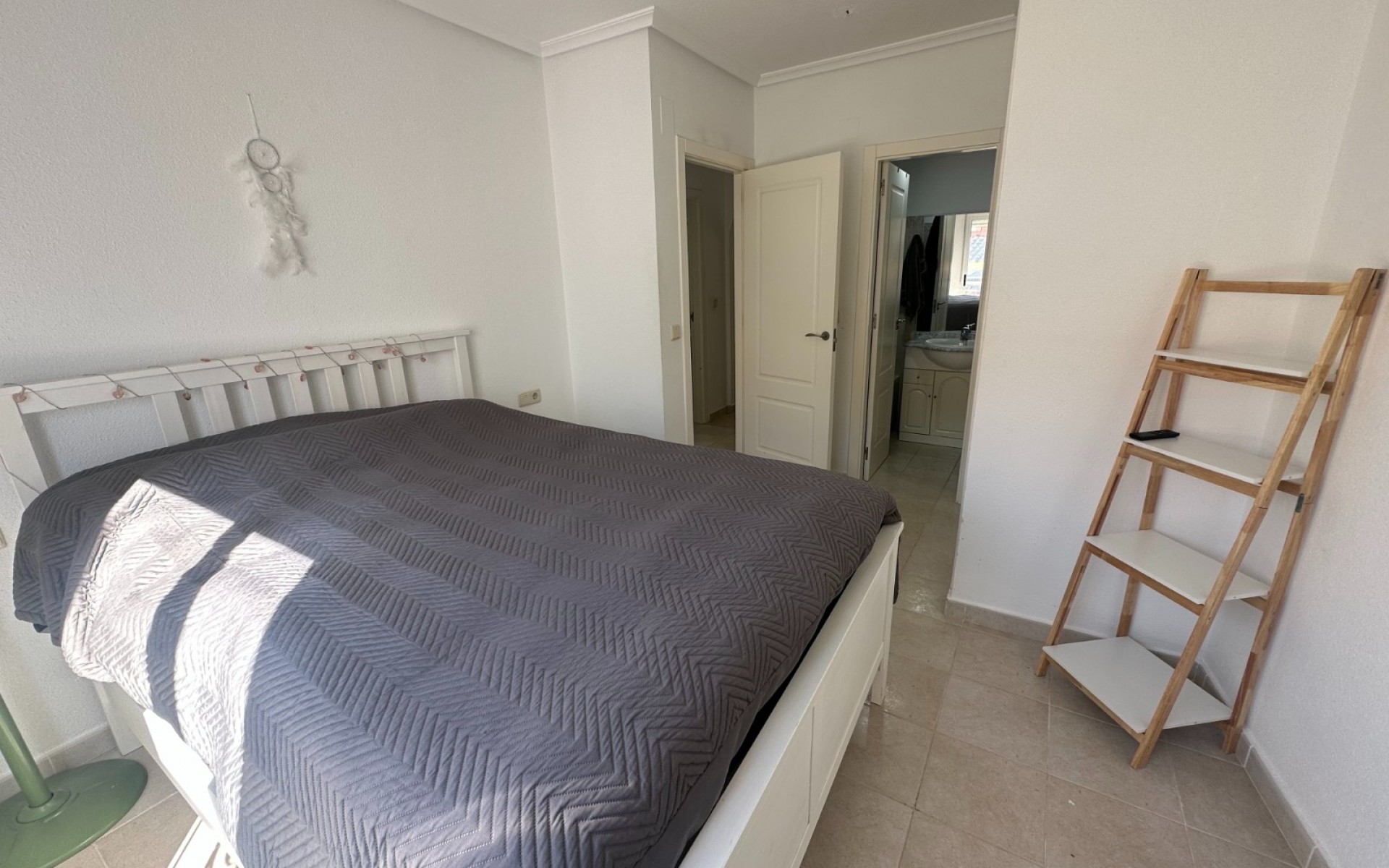 Resale - Apartment - Jacarilla