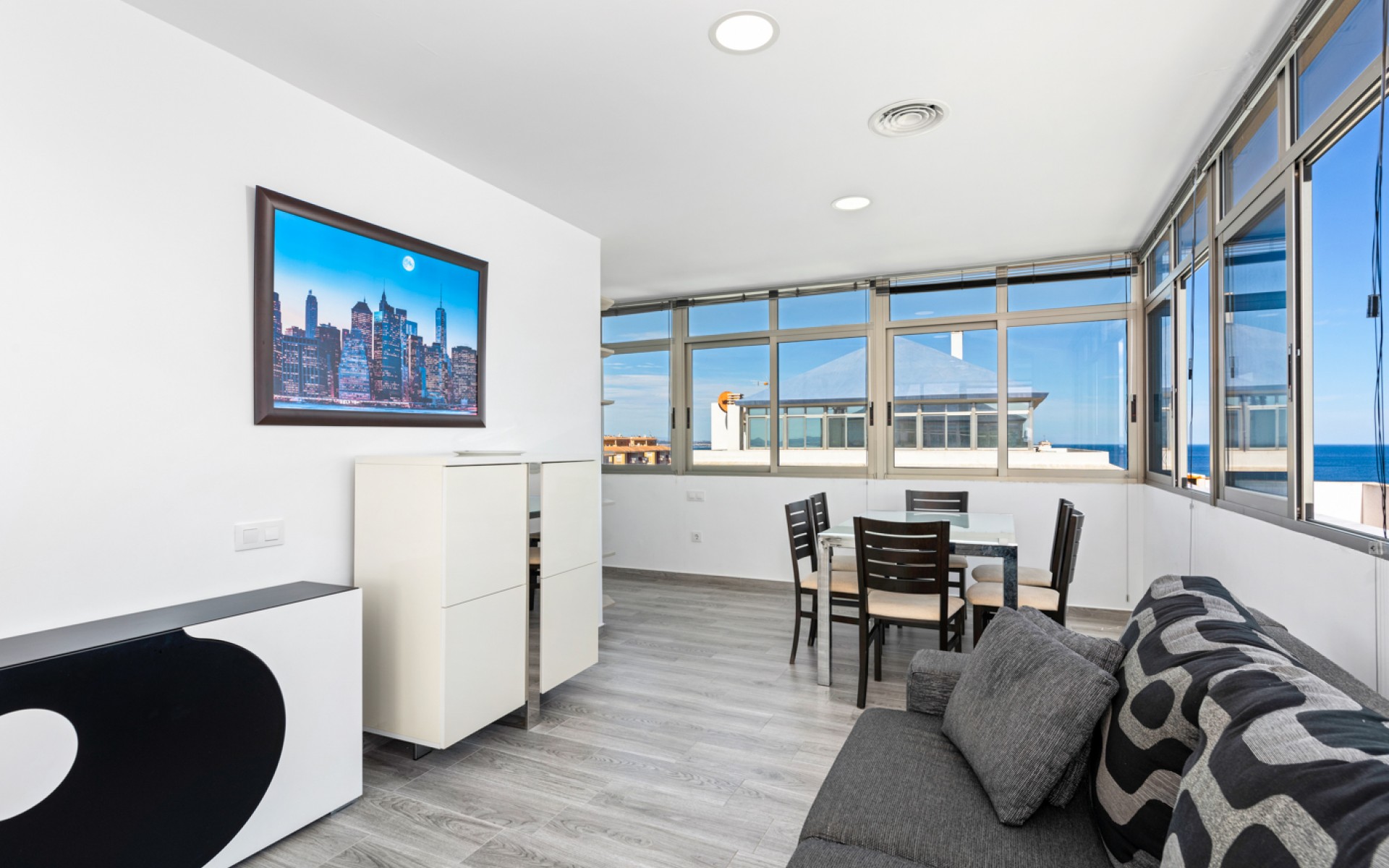 Resale - Apartment - La Manga del Mar Menor