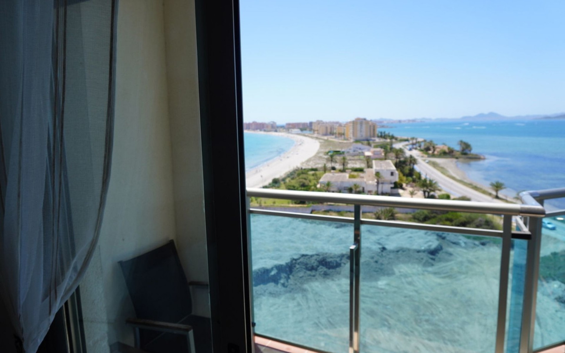 Resale - Apartment - La Manga del Mar Menor