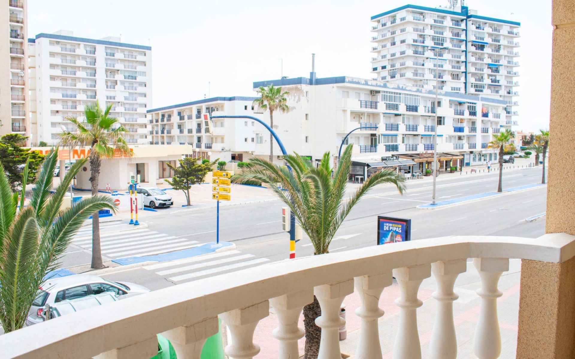 Resale - Apartment - La Manga del Mar Menor