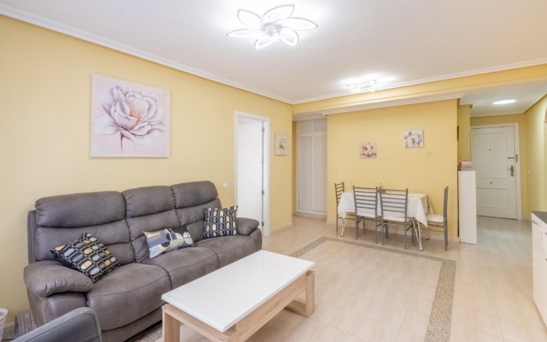 Resale - Apartment - La Mata