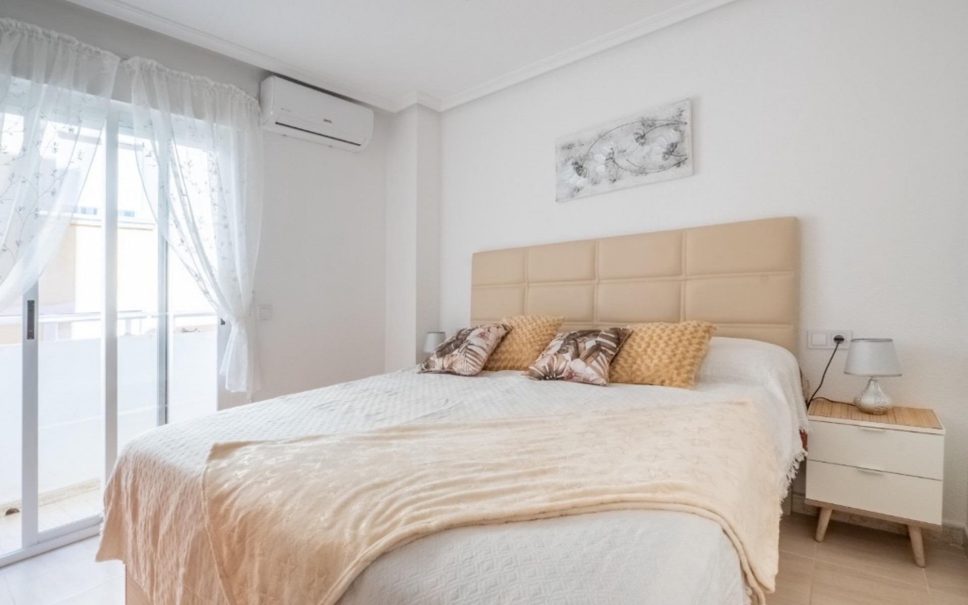 Resale - Apartment - La Mata