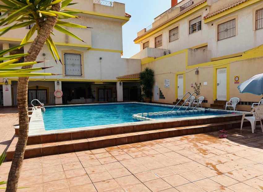 Resale - Apartment - La Zenia - Amapolas