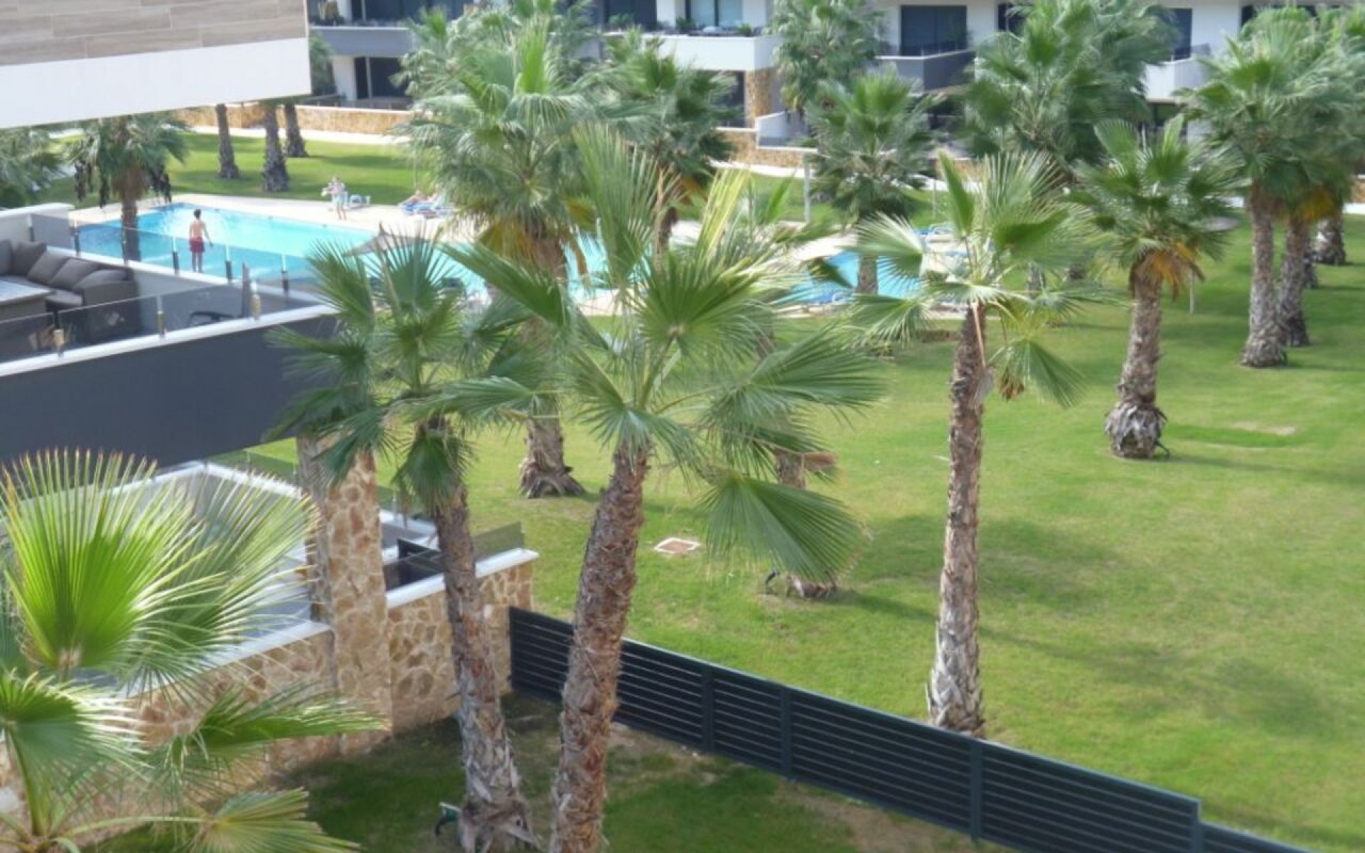 Resale - Apartment - Los Altos