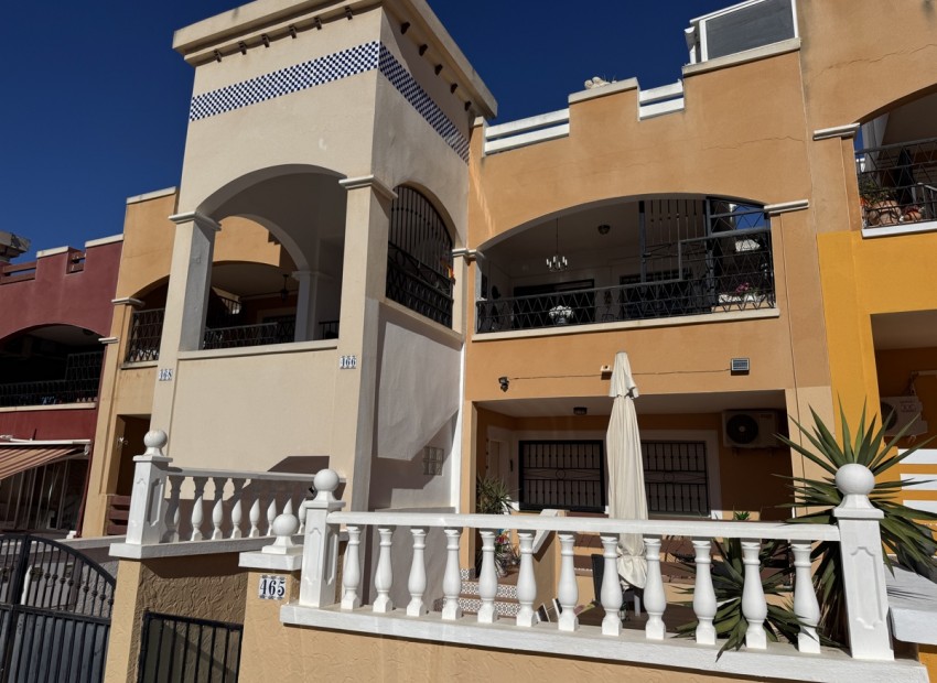 Resale - Apartment - Los Altos