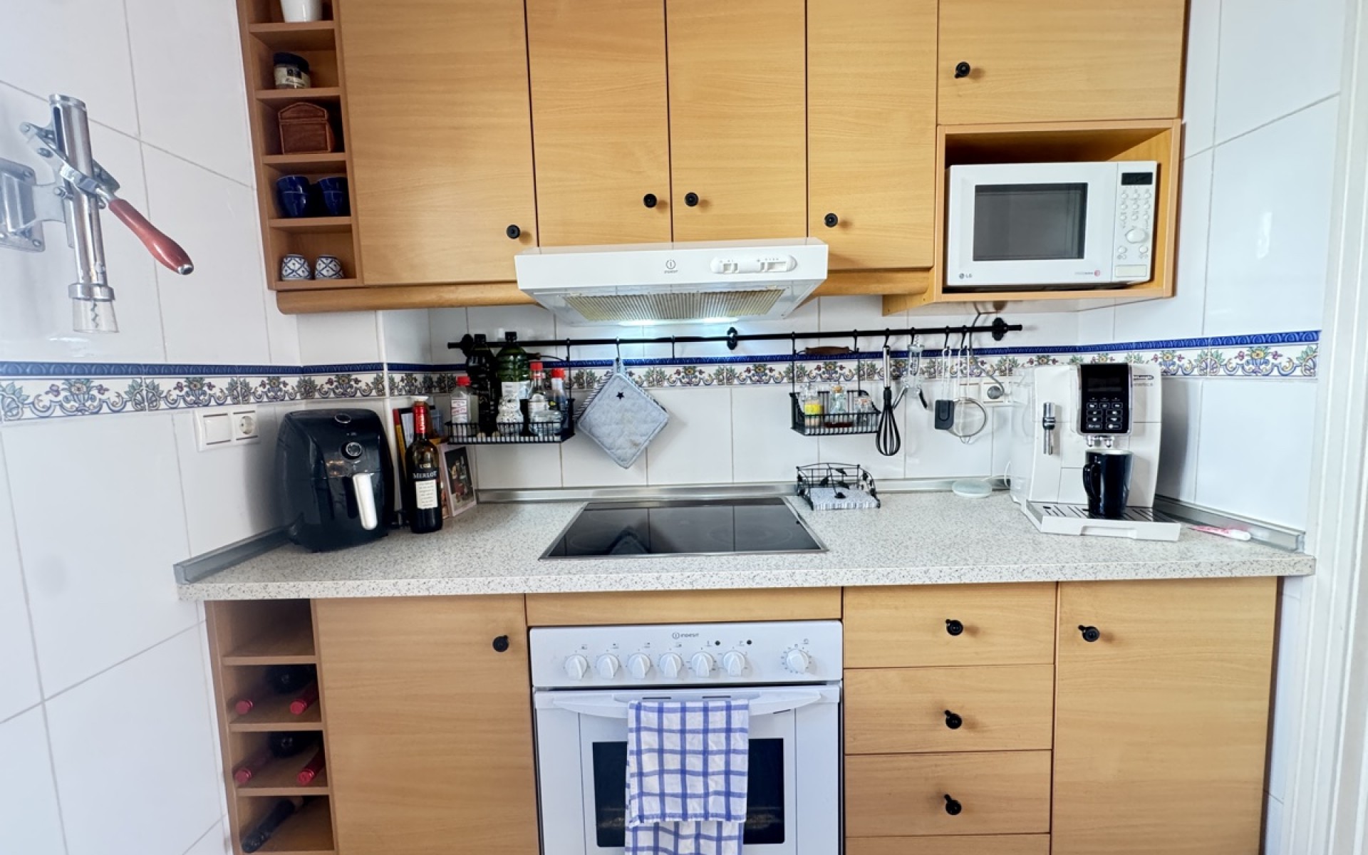 Resale - Apartment - Los Altos