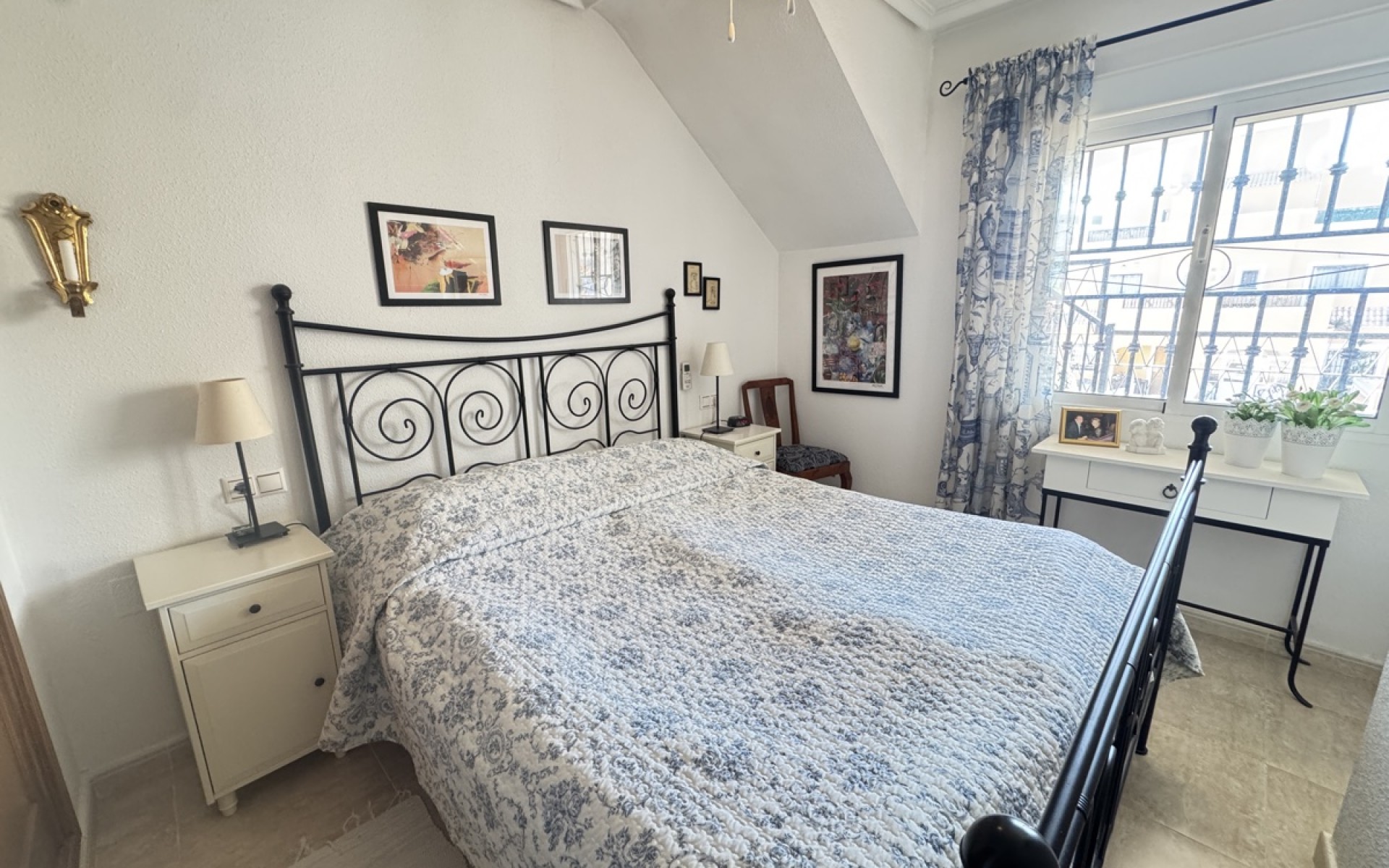 Resale - Apartment - Los Altos