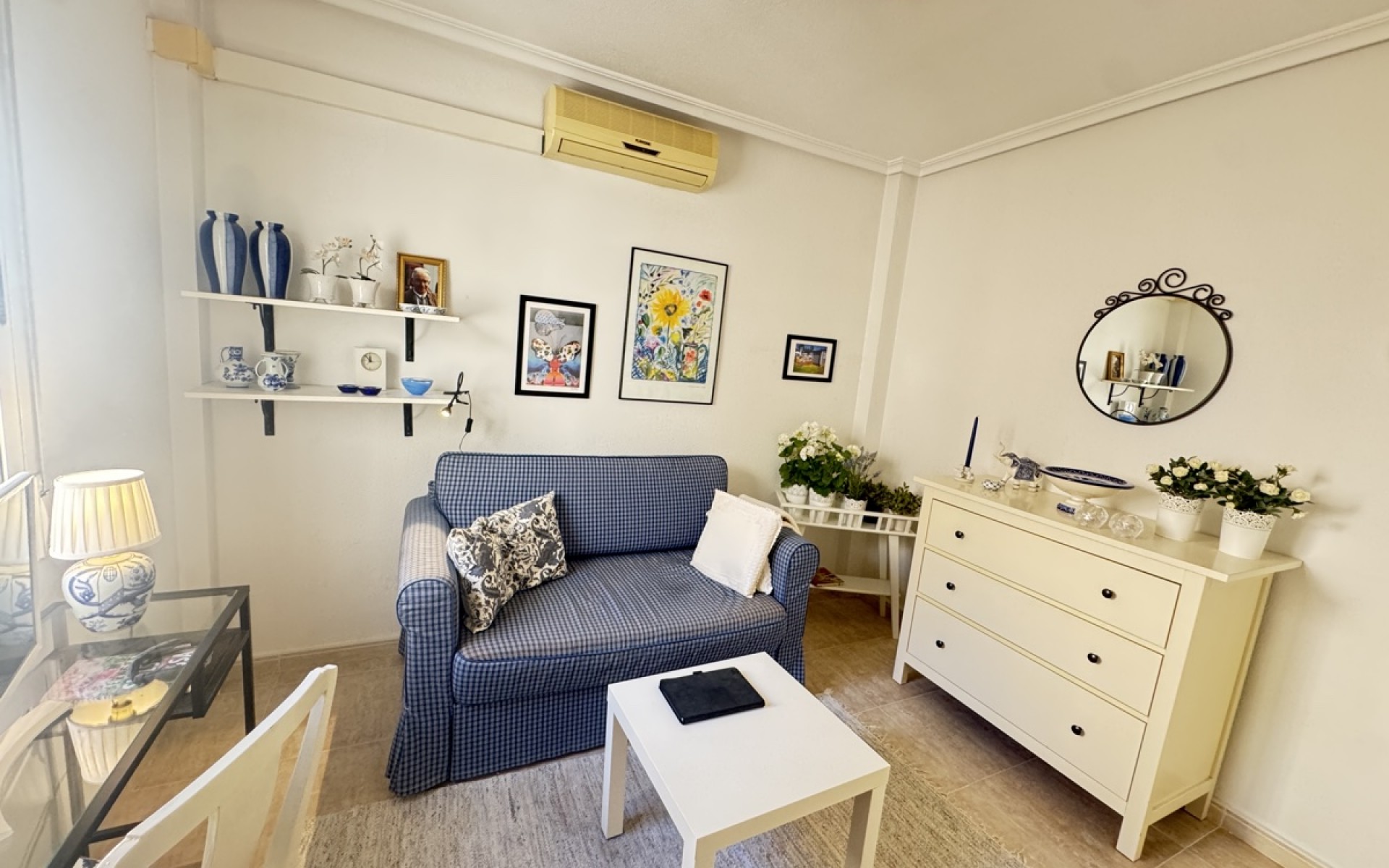 Resale - Apartment - Los Altos