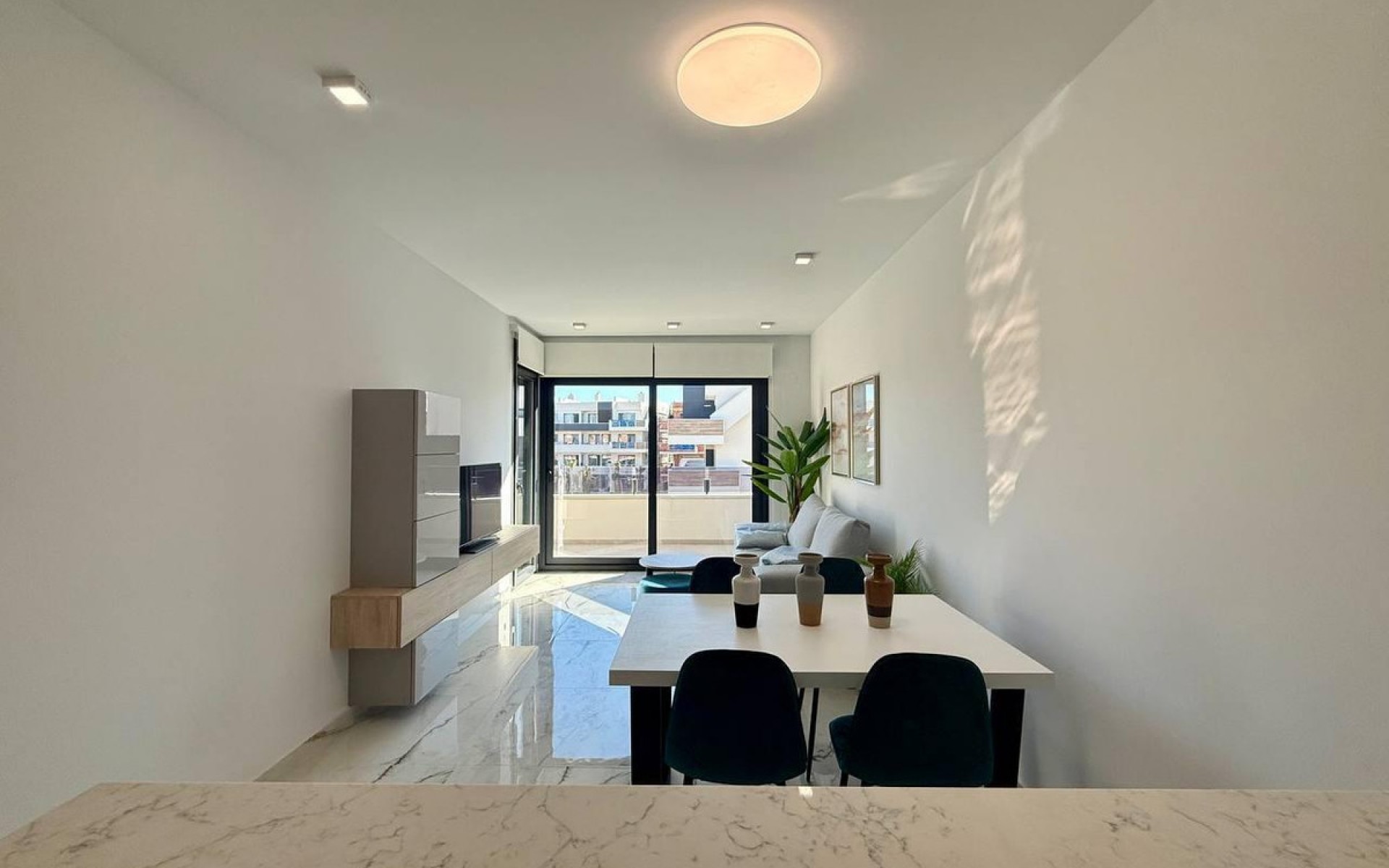 Resale - Apartment - Los Altos