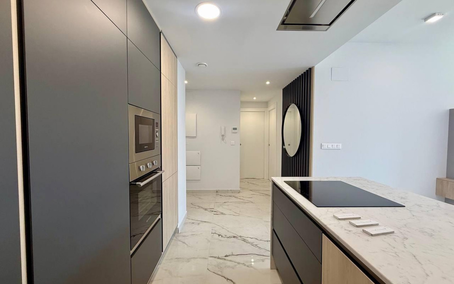 Resale - Apartment - Los Altos