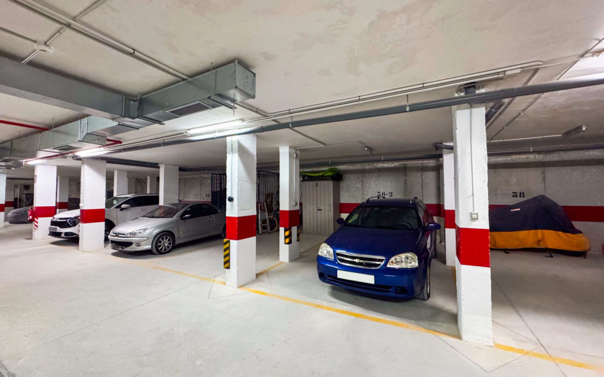 Resale - Apartment - Los Altos