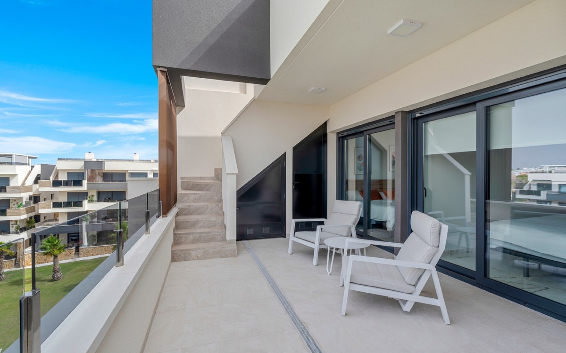 Resale - Apartment - Los Altos